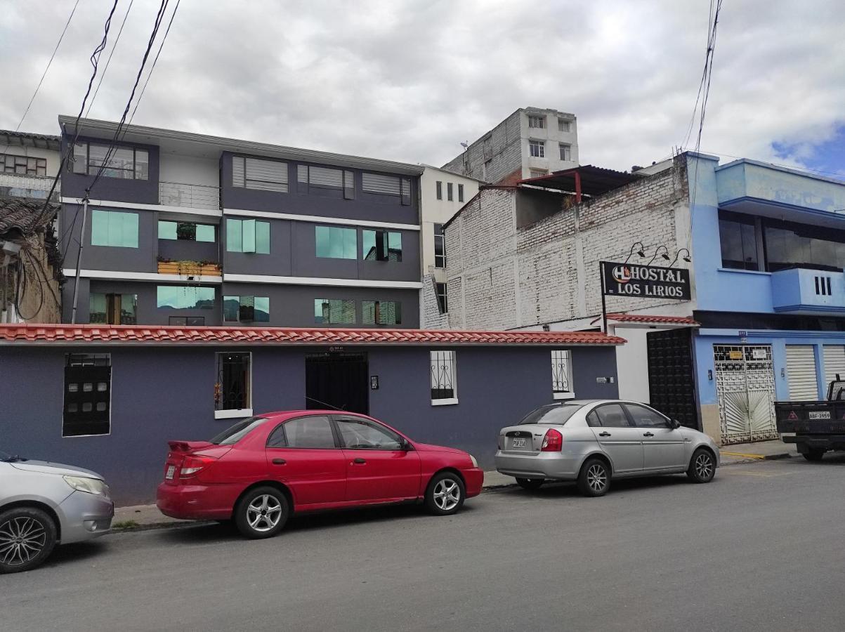 Hostal Los Lirios Loja Esterno foto